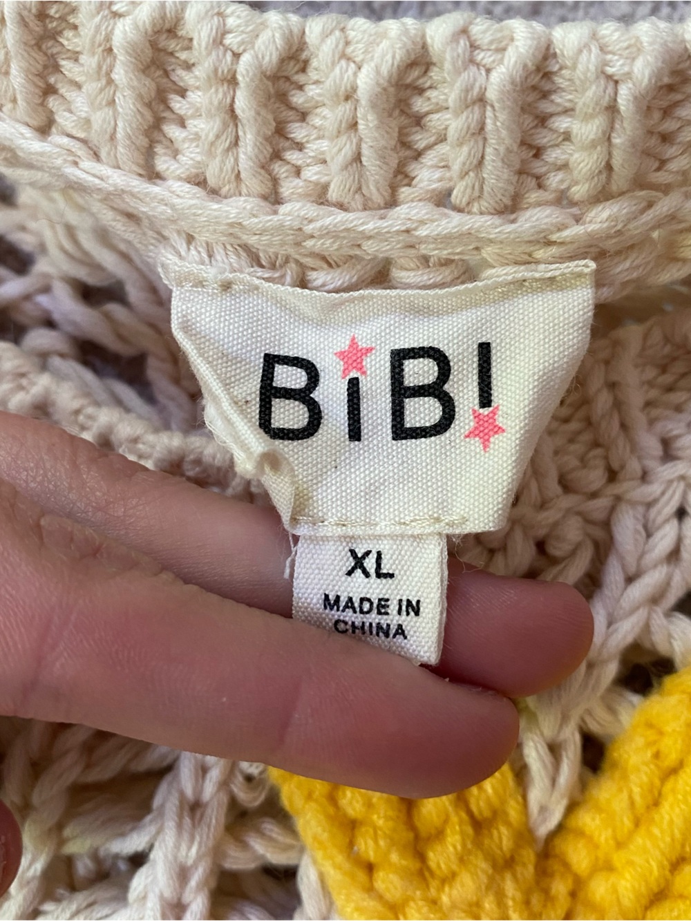 BIBI xl 100% cotton crochet flower top - Picture 6 of 11